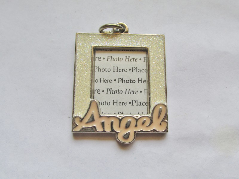 (image for) Angel Picture Frame Pendant #HU13-67